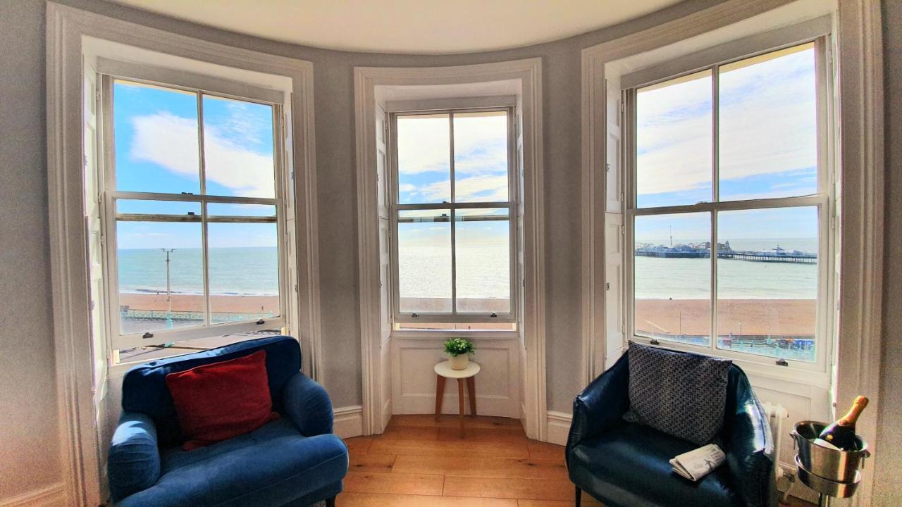 อะ รูม วิธ อะ วิว โฮเต็ล Hotel Brighton ภายนอก รูปภาพ The view from the window of the lighthouse